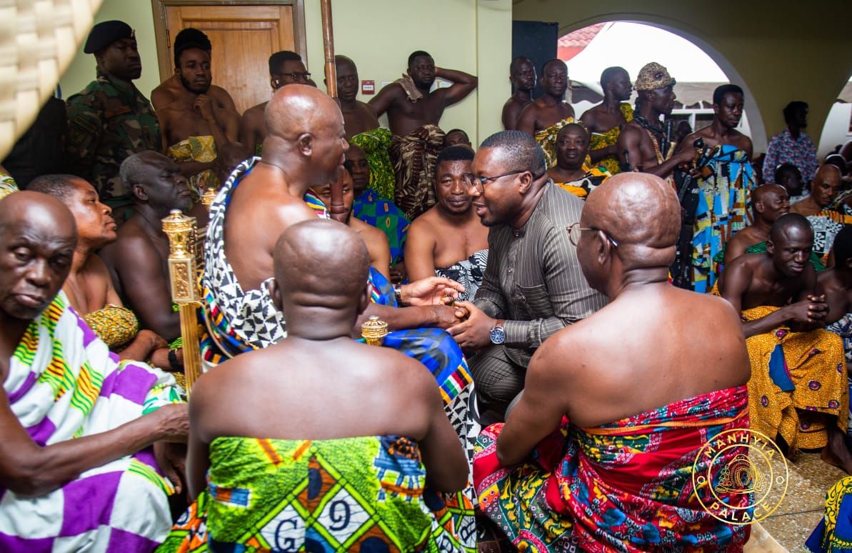 Asantehene pledges support to Ashanti Region GJA to set up Press Centre